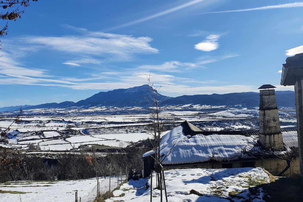 Alojamiento La Atalaya De Araguas Araguás del Solano Dış mekan fotoğraf